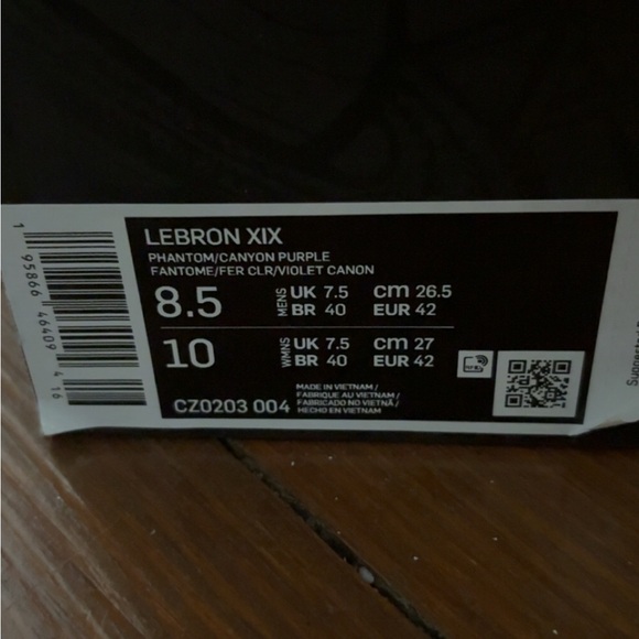 lebron xix purple and white